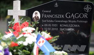 Kolejna ekshumacja ofiary katastrofy smoleńskiej. Z grobu gen. Gągora