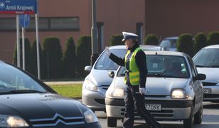 Kradzieże samochodów. W akcji więcej policjantów