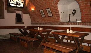 Jak zarabiają mnisi?