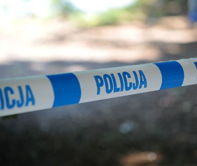 Kobieta wpadła do oczka wodnego. Nie żyje