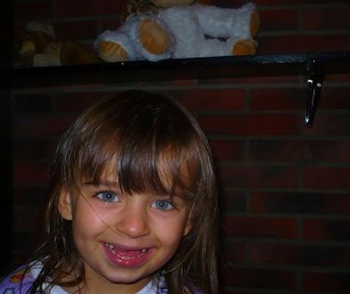 3-latka wysłana sama do sklepu - zajął się nią bezdomny