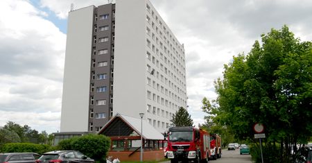 Prawie 100 osób ewakuowanych