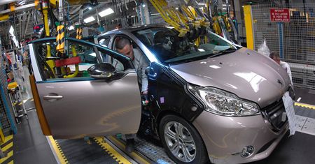 Start seryjnej produkcji Peugeota 208