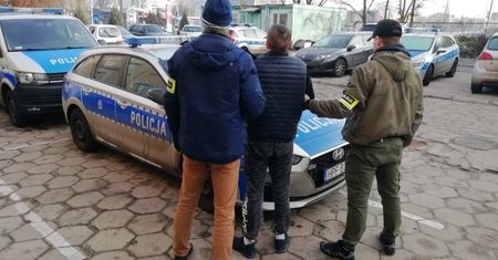 Policyjny pościg za bmw. Kierowca uciekł z więzienia