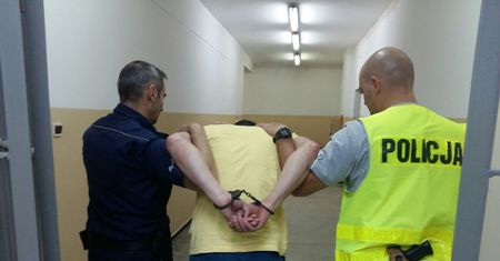 Udawali lekarzy, żeby wyłudzić pieniądze od matki 12-latki chorej na raka