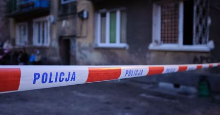 Kalisz. Kobieta osierociła trójkę dzieci. Do zabójstwa przyznał się 25-latek