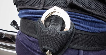 Białystok. Awantura na osiedlu, która zakończyła się strzałem z wiatrówki