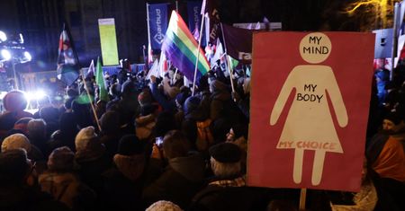 Aborcja. Politycy niezdecydowani, a Polacy?