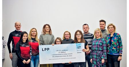 Przejechali 70 tys. km w szlachetnym celu. Obdarowane dzieci już obmyślają wycieczki rowerowe na nadchodzący sezon