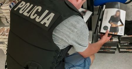 Podróbki warte potencjalnie ponad 300 tys. w rękach policji. Cios w przestępczość gospodarczą