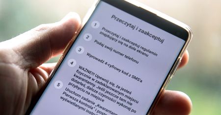 Polska aplikacja mobilna udostępniona za darmo. Ma pomóc w walce z epidemią