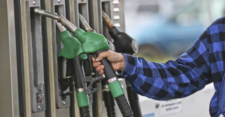 Ceny paliw w święta podskoczą. Sprawdziliśmy, gdzie tankować, aby zaoszczędzić