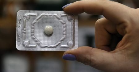Kobiety tworzą listę aptek, w których można kupić tabletkę „dzień po”
