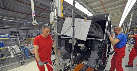 PMI dla przemysłu. Wydłuża się seria negatywnych odczytów