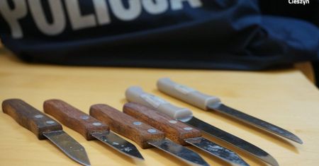 Atak nożownika w Cieszynie. Policja: zagrożenie było realne