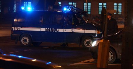 Łódź. Ciało leżało za garażem. Ujawnili przyczyny śmierci