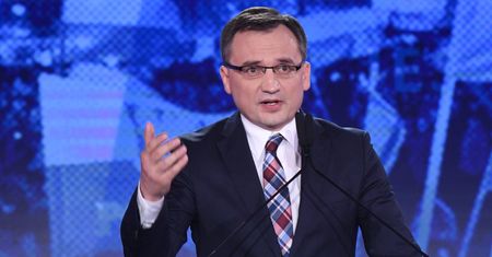 Potężne zmiany w kodeksach. Ziobro odpali rakietę
