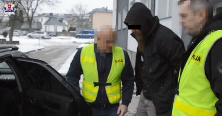 Nie żyje brutalnie pobity mężczyzna. Zaatakowano go, bo ochlapał błotem 2 osoby