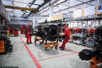 Produkcja przemysłowa broni się przed spadkiem. Dane GUS lepsze od prognoz