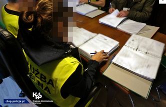 250 funkcjonariuszy rozpracowywało grupę wyłudzającą VAT. Skarb Państwa mógł stracić 40 mln zł