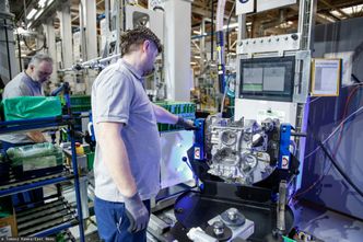 PMI dla przemysłu. Produkcja i nowe zamówienia spadają najszybciej od grudnia 2008