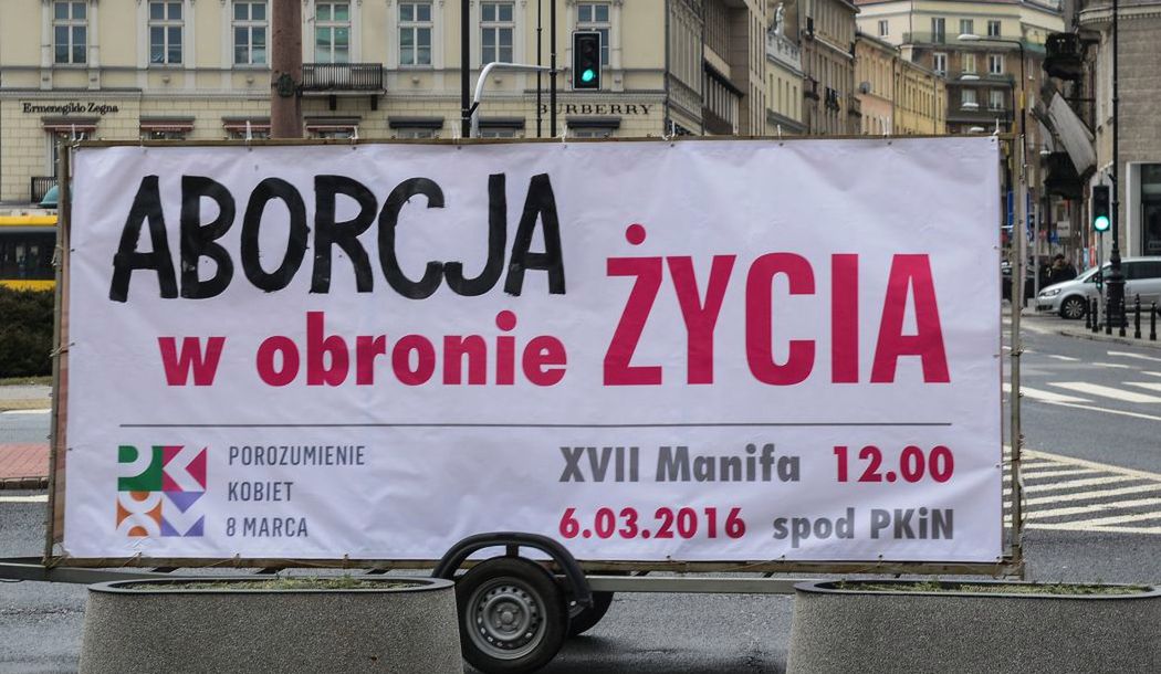 Polacy przeciwko zaostrzeniu prawa do aborcji