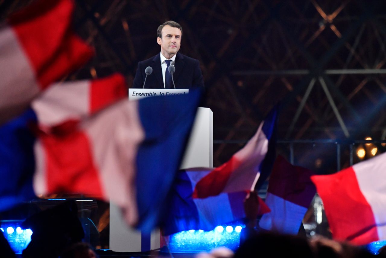 Macron: nie damy się zastraszyć, ani podzielić!