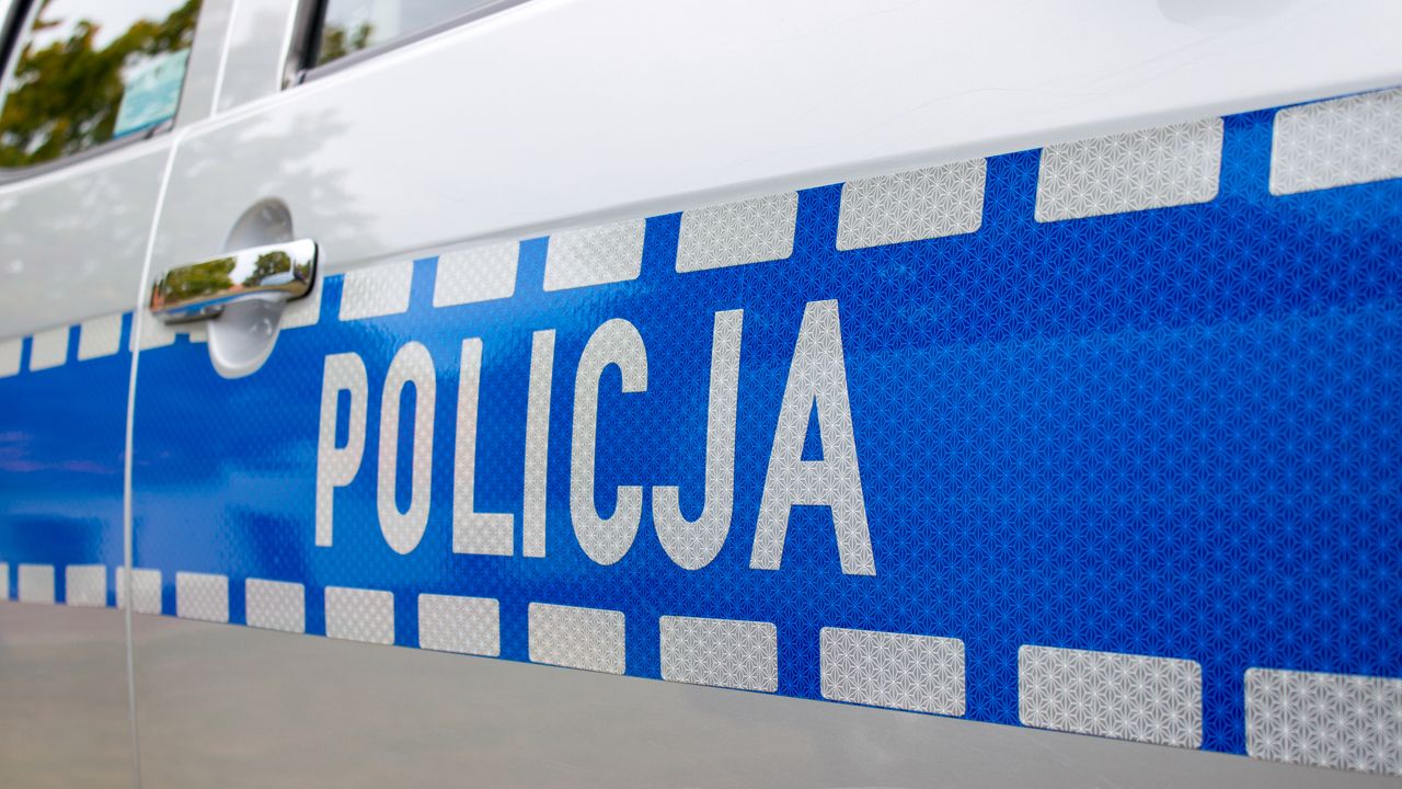 Wypadek w Charbielinie. Samochód wjechał w pociąg