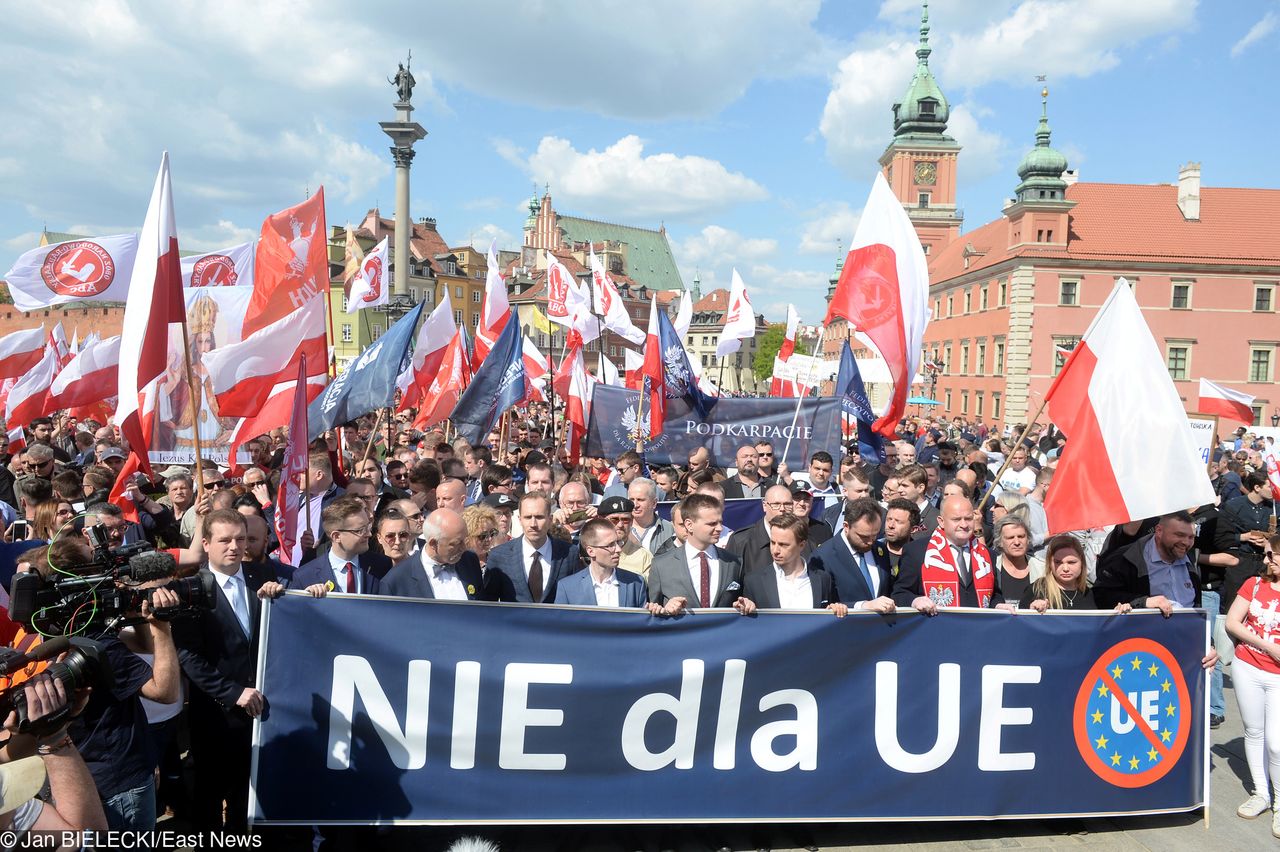 Szczęśniak: "Konfederacja i Kukiz zatopieni. Ale nie ma się z czego cieszyć" (Opinia)