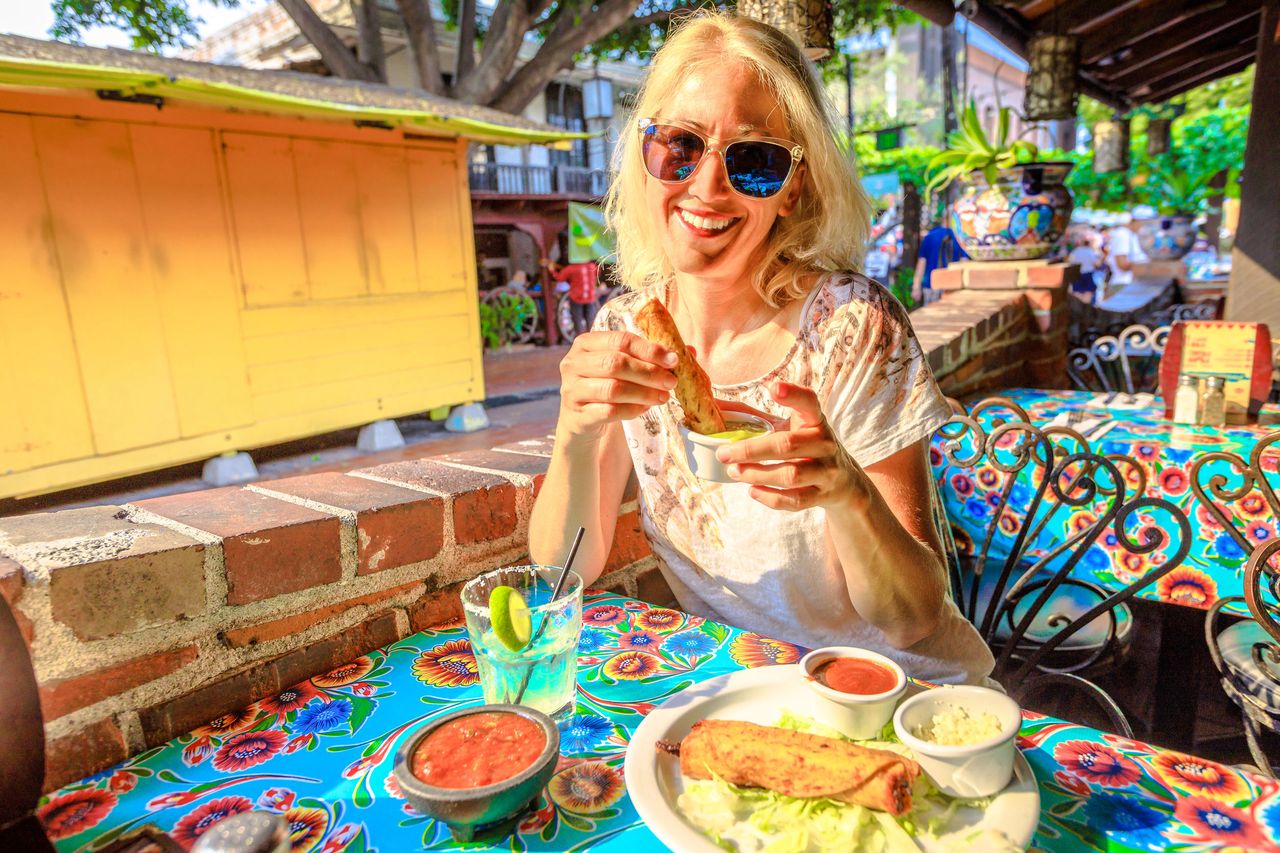 Jedzenie z gwiazdami. Najbardziej kultowe restauracje w Los Angeles