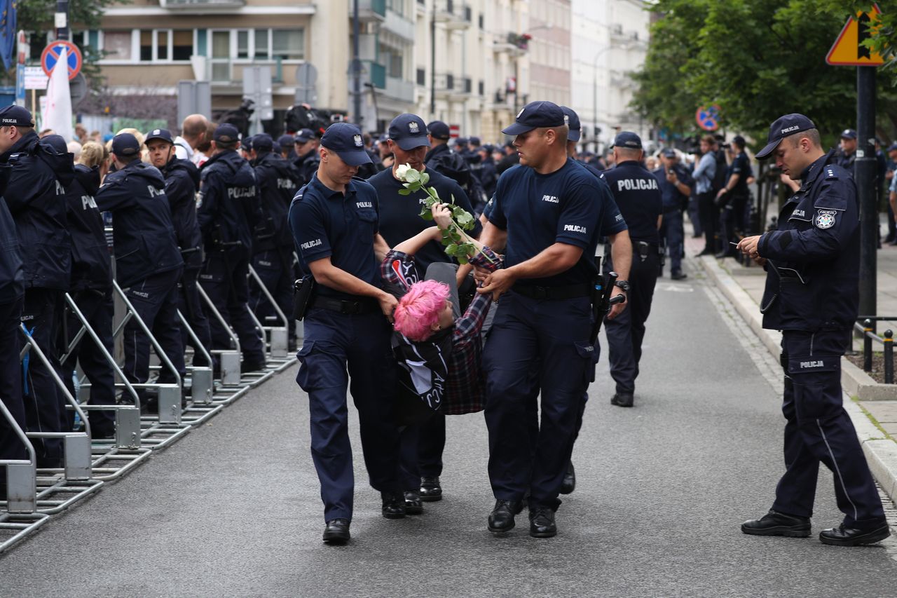 Policja chce zmian w prawie. Mandat, grzywna, a nawet areszt za niewykonanie polecenia