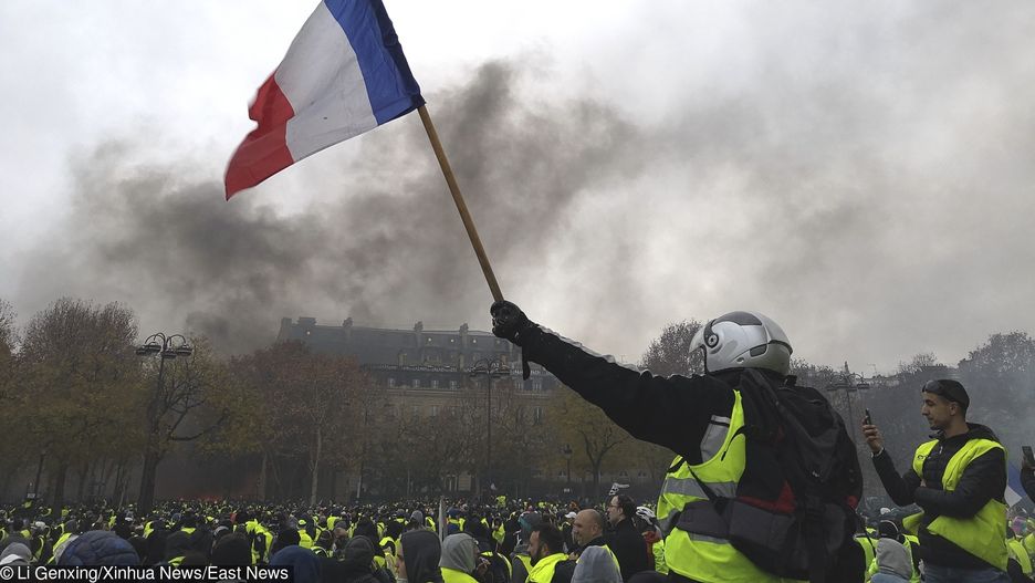 W sobotę w starciach manifestantów z policją rannych zostało ponad 100 osób