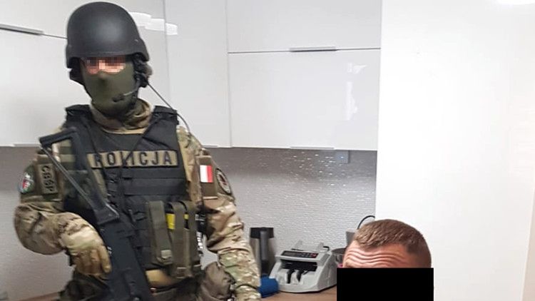 17 osób handlujących dopalaczami zatrzymali funkcjonariusze CBŚP