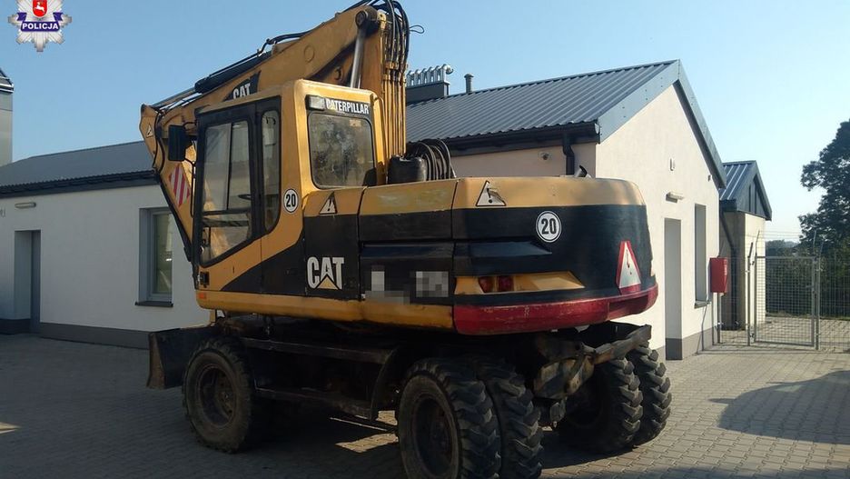 40-latek ukrył koparkę i zgłosił kradzież