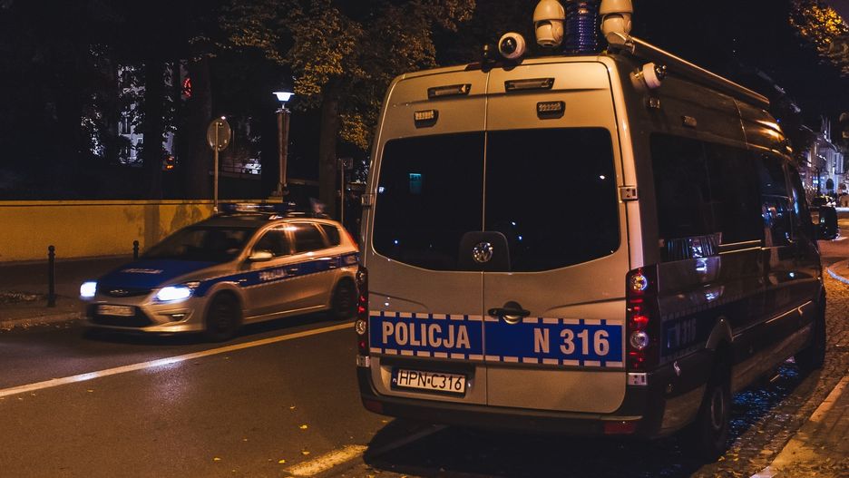 Warszawa: Policja zatrzymała 27-letniego Daniela W. podejrzanego o kradzież samochodów.
