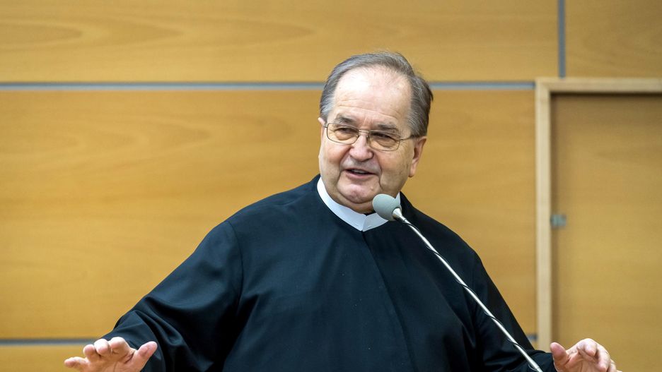 Związana z ojcem Tadeuszem Rydzykiem Fundacja "Nasza Przyszłość" rozdała ubogim żywność za ponad milion złotych