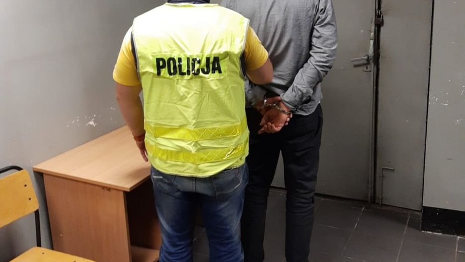 Katowice. Mężczyzna umieścił w sieci anons. Chciał zapłacić za erotyczną randkę