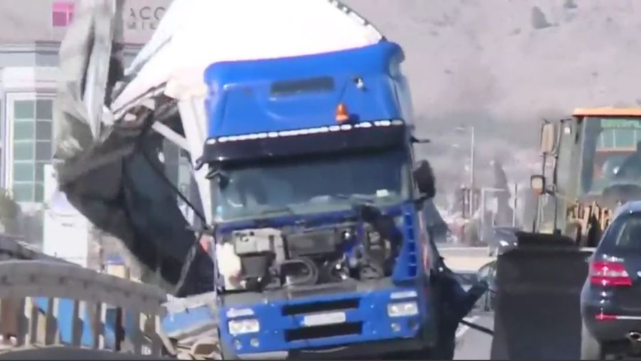 Wiatr był tak silny, że utrudniał ruch na drogach