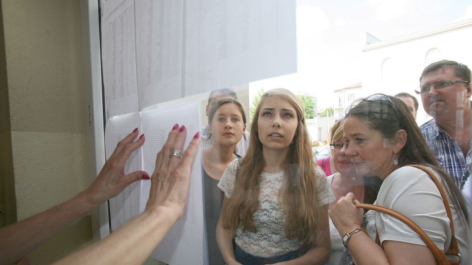Do warszawskich liceów rekrutowało się w tym roku około 46,8 tys. osób (zdjęcie ilustracyjne)