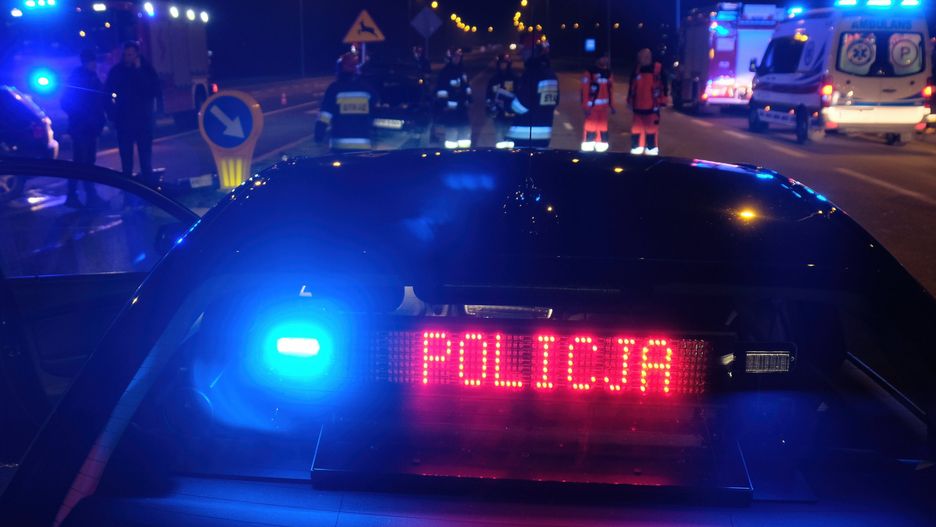 Zgłoszenie o wypadku policja otrzymała nad ranem
