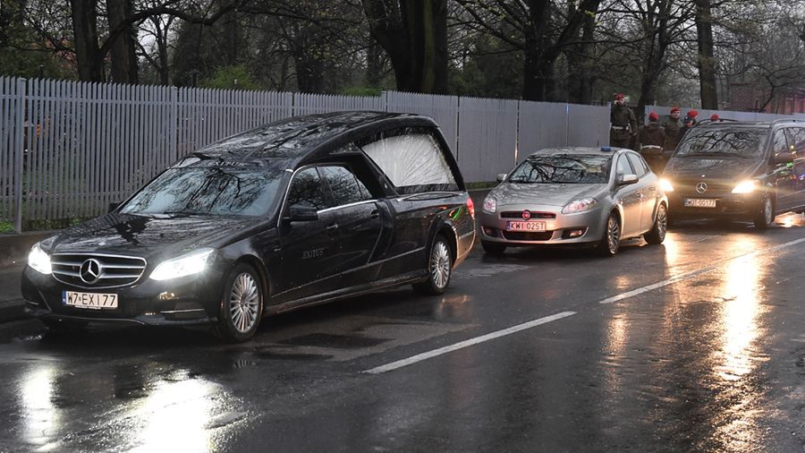  Ekshumacja z grobu gen. Włodzimierza Potasińskiego, Kraków, 6 kwietnia 2017 r.
