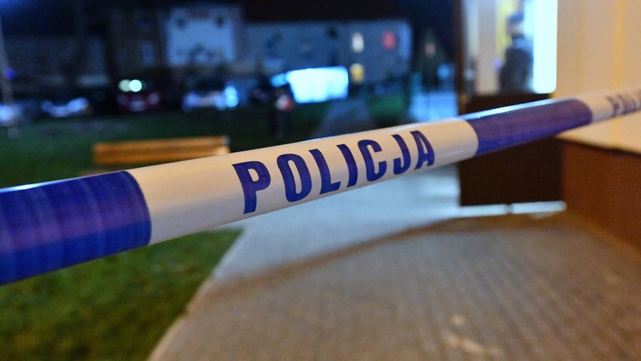 Śledczy ustalają, jak doszło do zranienia mężczyzny nożem