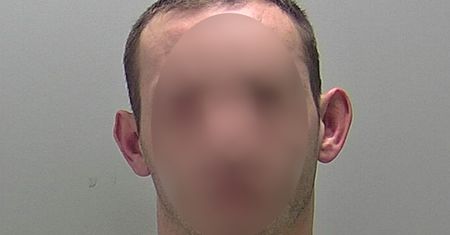 Brytyjscy policjanci w szoku. Pijany Polak trzykrotnie przekroczył prędkość, a potem wypadł z kabiny