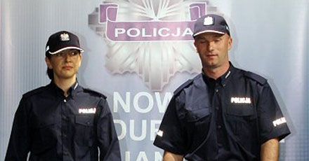 Związkowcy chcą dodatkowych testów nowego umundurowania policji