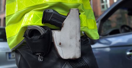 Policjant z Pomorza podejrzany o pobicie. Jest na wolności
