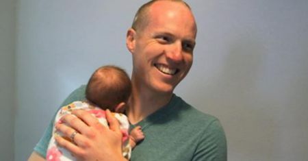 Policjant adoptował dziecko narkomanki. Wiedział, że jest ostatnią deską ratunku