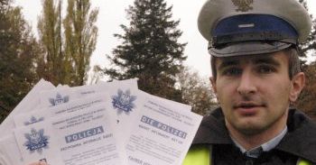 Opolska policja ostrzega kierowców po polsku i niemiecku