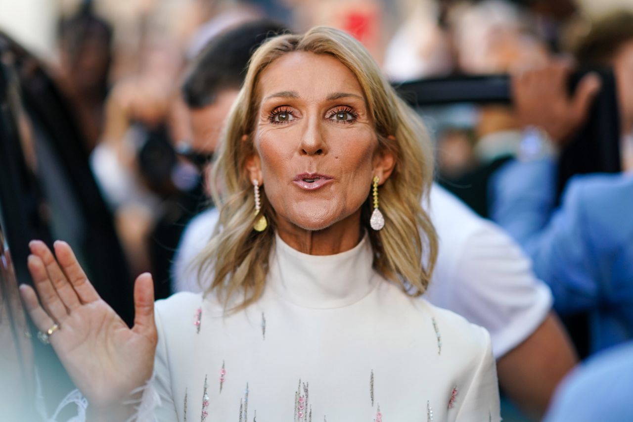 Celine Dion postawiła na jeden kolor. Wygląda jak postać ze znanej bajki