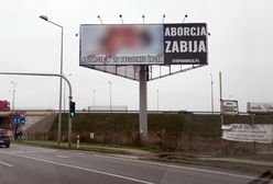 Tylko w WP. Makabryczne billboardy na ulicach polskich miast. Dlaczego ciągle straszą? Sprawdzamy