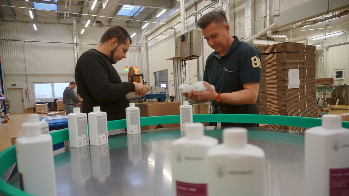 Produkcja płynów do dezynfekcji ma być zwolniona z akcyzy na alkohol etylowy